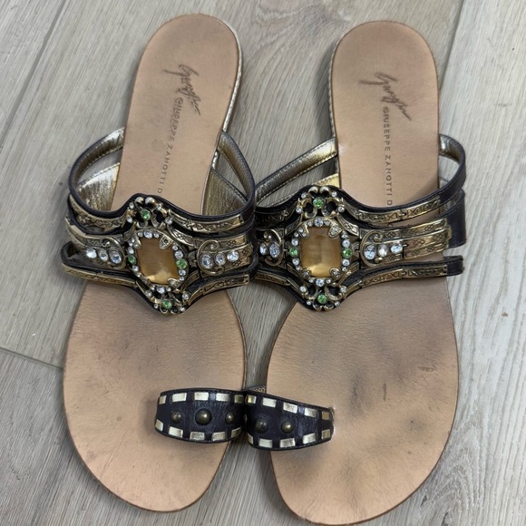 Giuseppe Zanotti Flat Slide Sandals Size 39 Brown Leather Ring Toe Gold Gems - Picture 1 of 5